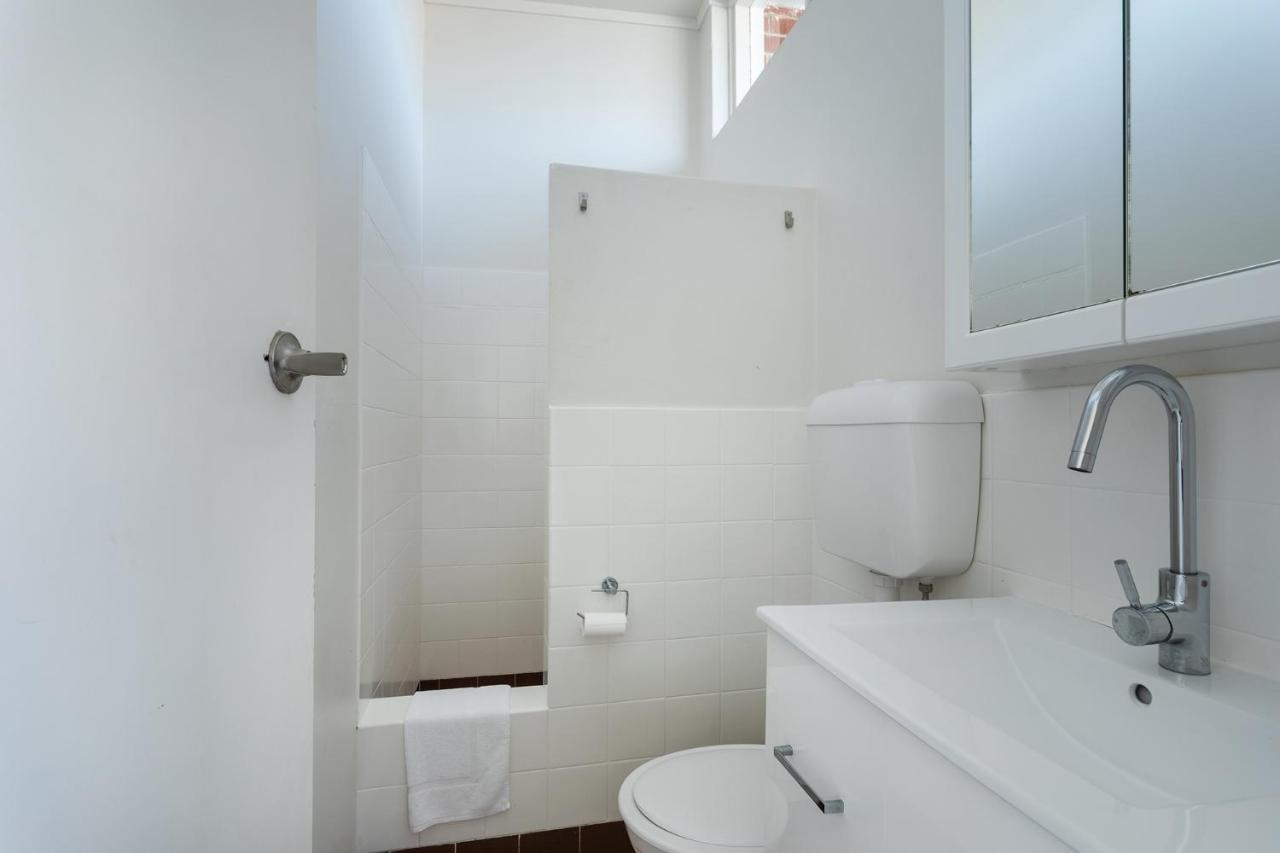 Rivers Apartments Motel Sale Gippsland Bagian luar foto